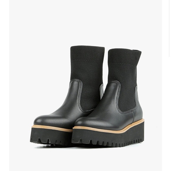 Chic Black Platform Sock Boots - Picture 2 of 7